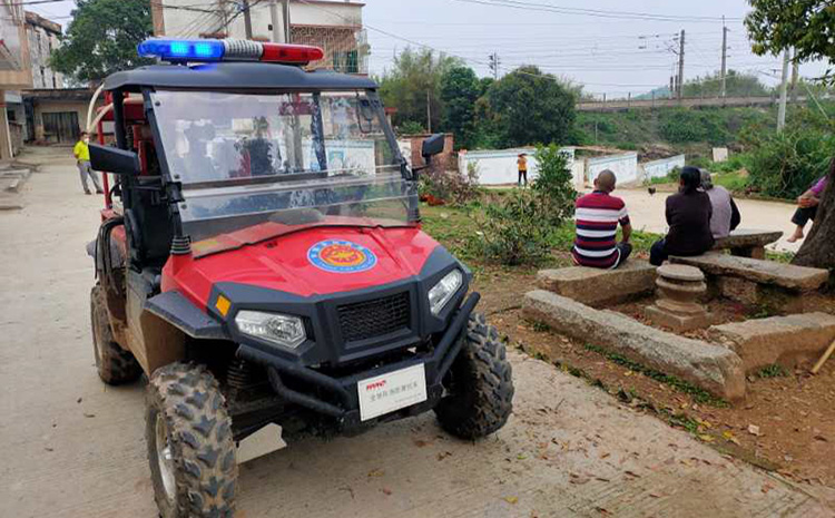 消防摩托車.jpg